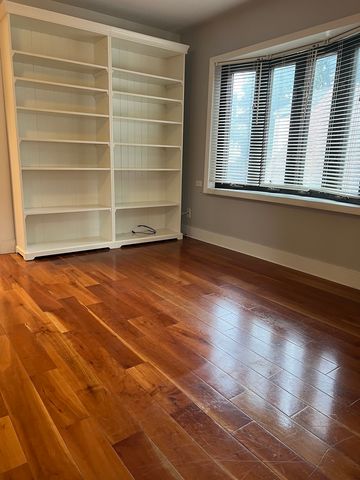 2128 N Hoyne Avenue 2, Chicago, IL 60647
