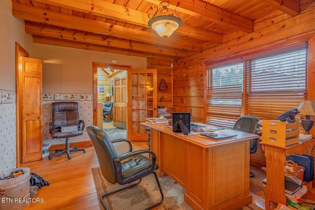 147 R & R Sawmill Rd, Harriman, TN 37748