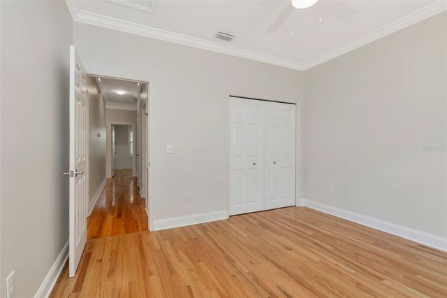 3113 W OAKELLAR AVENUE, Tampa, FL 33611