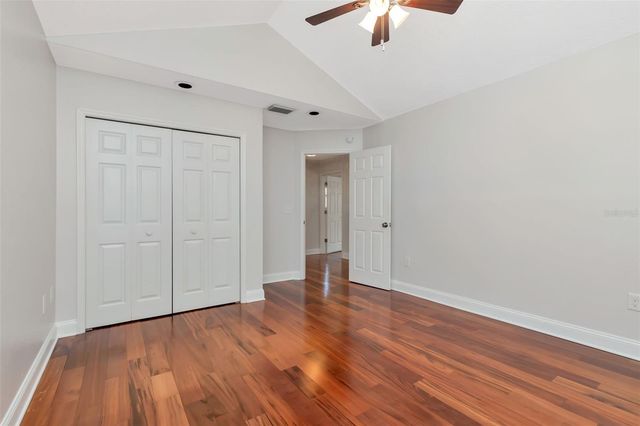 3113 W OAKELLAR AVENUE, Tampa, FL 33611