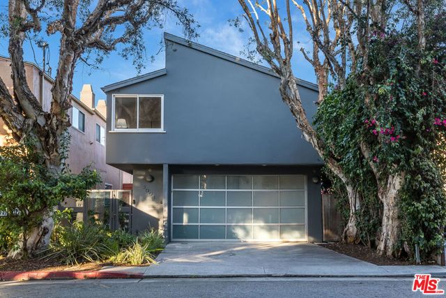 3001 Grand Canal, Venice, CA 90291