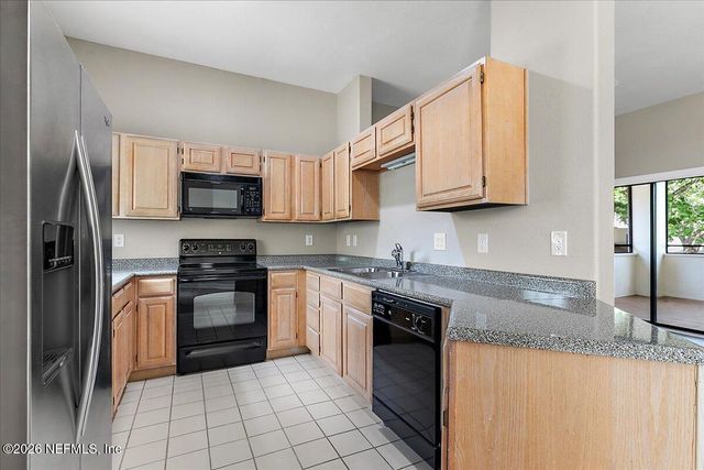 10150 BELLE RIVE Boulevard 204, Jacksonville, FL 32256