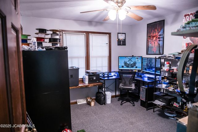 223 TOMAHAWK ROAD, Jefferson City, MO 65109