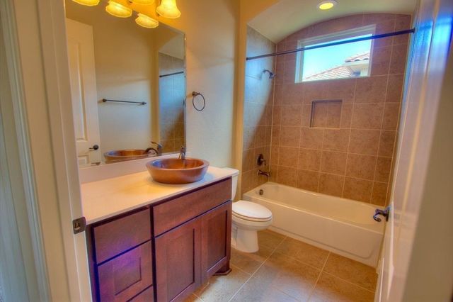 63 Silent Circle Drive, Sugar Land, TX 77498