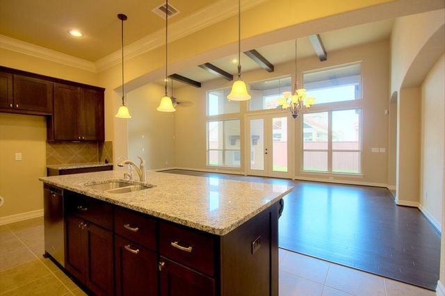 63 Silent Circle Drive, Sugar Land, TX 77498