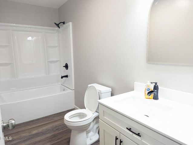 60 Stone Place Road, Dunn, NC 28334