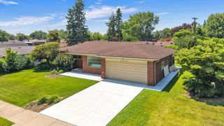 26327 Woodworth Circle, Dearborn Heights, MI 48127