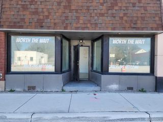 16906 E 9 Mile Road, Eastpointe, MI 48021