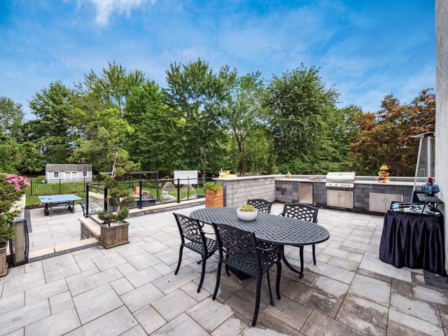 8959 Filiz Lane, Powell, OH 43065