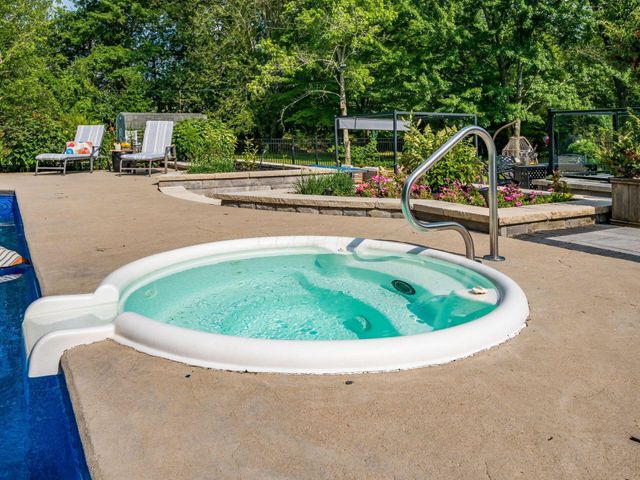 8959 Filiz Lane, Powell, OH 43065