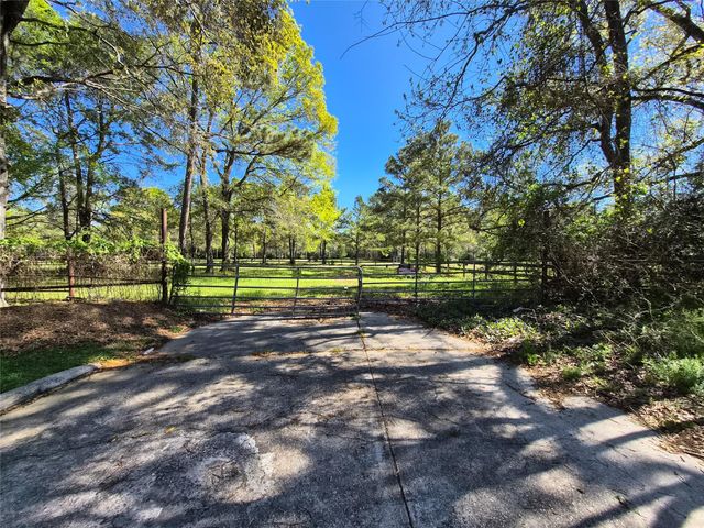4610 Sloangate Drive, Spring, TX 77373