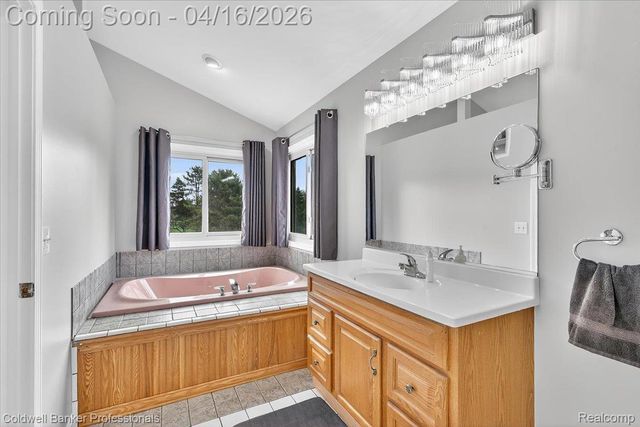 74800 Judges Court, Bruce Township, MI 48065