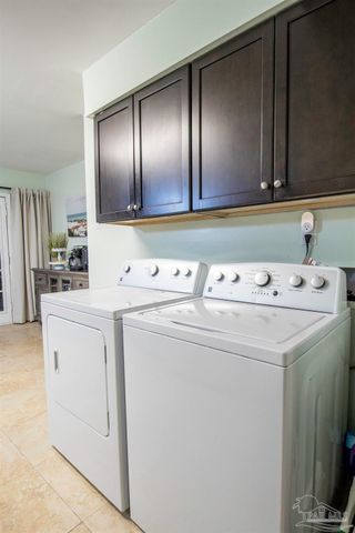 4848 Huron Dr, Pensacola, FL 32507