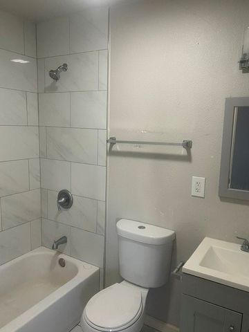 3221 Ridgeview Circle, Irving, TX 75062
