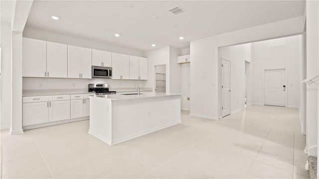 5590 FIONA LANE, St Cloud, FL 34771