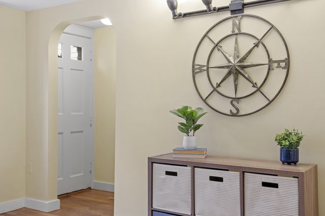 58 Spruce St 58, Acton, MA 01720