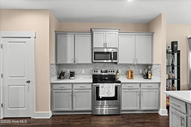 422 Darel Street, Rocky Point, NC 28457