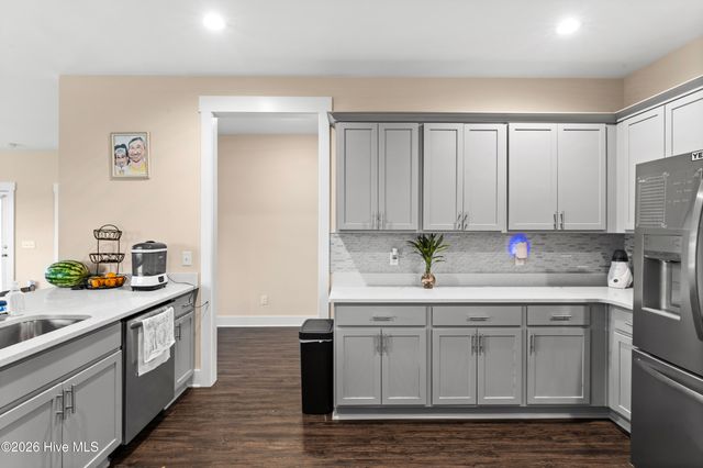 422 Darel Street, Rocky Point, NC 28457
