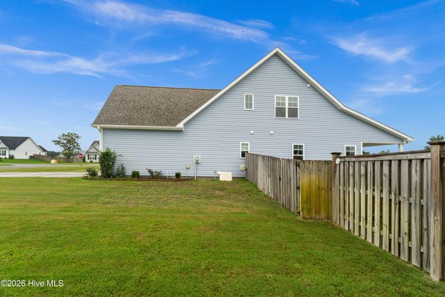 422 Darel Street, Rocky Point, NC 28457