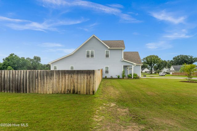 422 Darel Street, Rocky Point, NC 28457