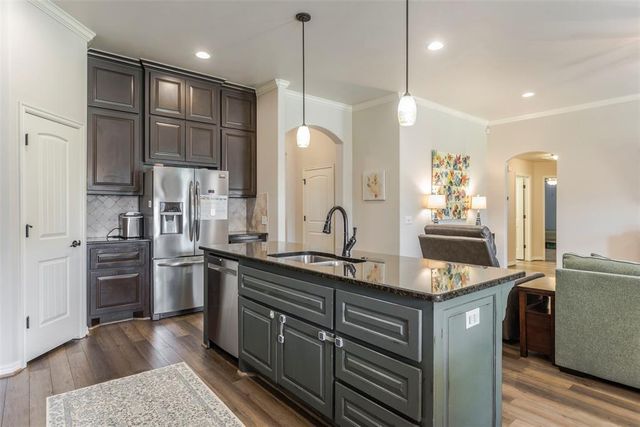 10016 NW 141st Street, Yukon, OK 73099