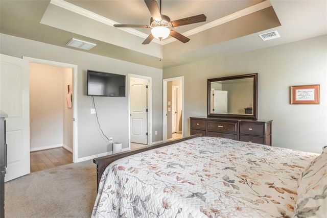 10016 NW 141st Street, Yukon, OK 73099