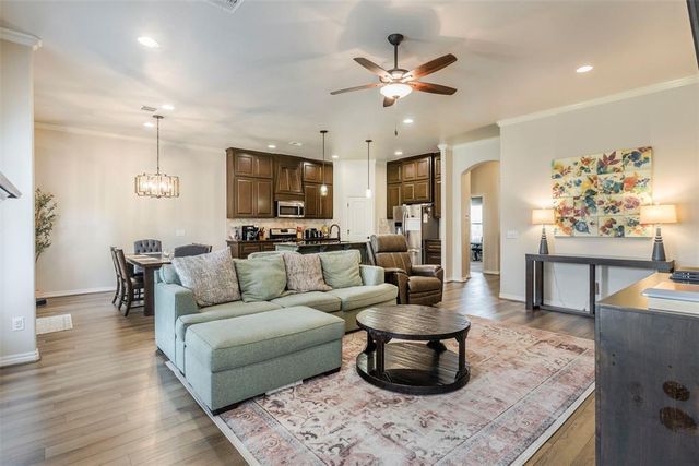 10016 NW 141st Street, Yukon, OK 73099