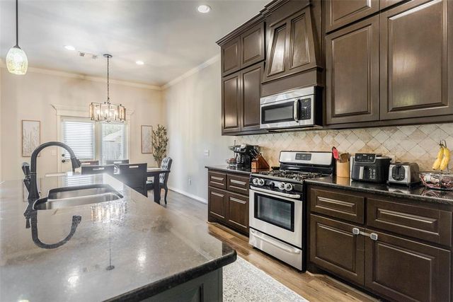 10016 NW 141st Street, Yukon, OK 73099