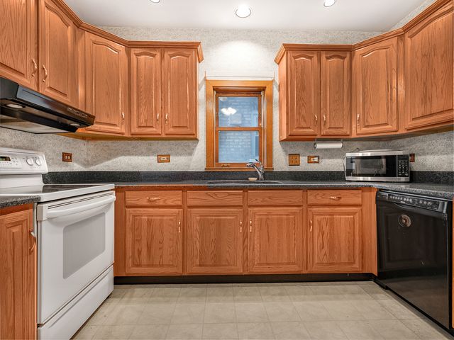 6118 W Grace Street, Chicago, IL 60634