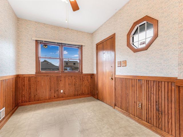 6118 W Grace Street, Chicago, IL 60634