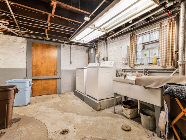 6118 W Grace Street, Chicago, IL 60634
