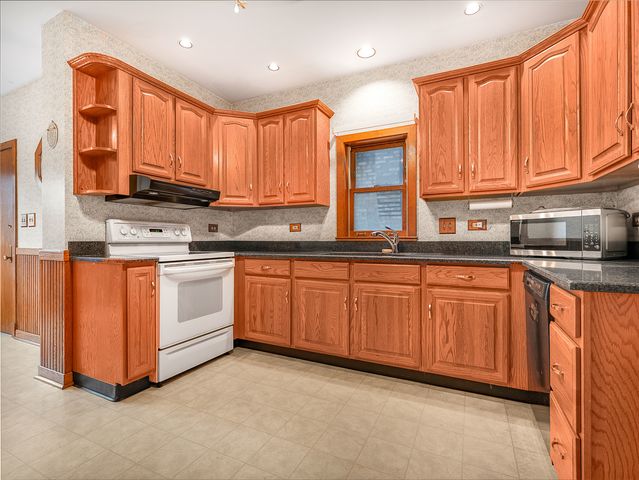 6118 W Grace Street, Chicago, IL 60634