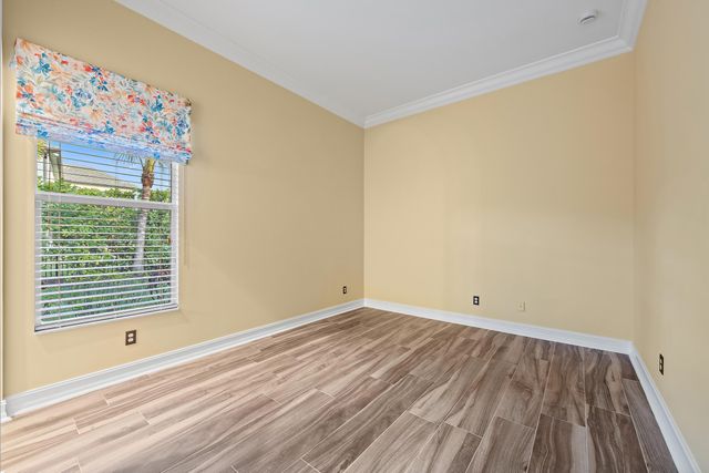 8176 SE Red Root Way, Jupiter, FL 33458