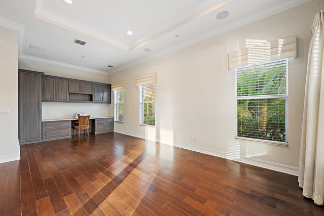 8176 SE Red Root Way, Jupiter, FL 33458