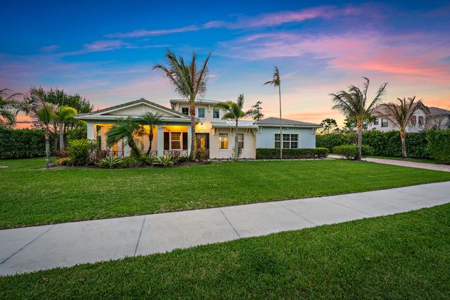 8176 SE Red Root Way, Jupiter, FL 33458