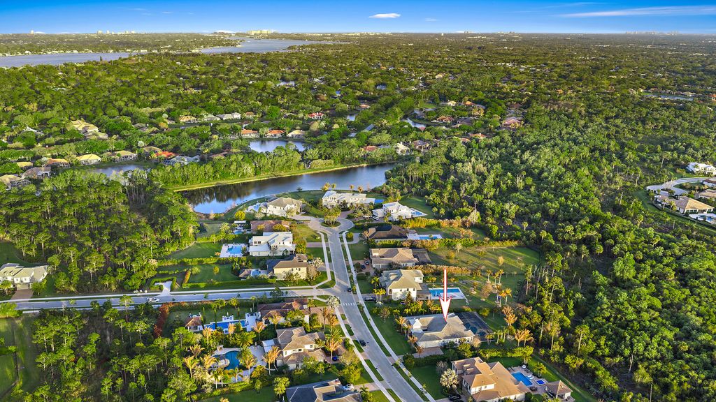8176 SE Red Root Way, Jupiter, FL 33458