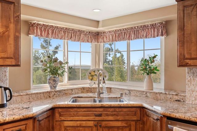 13658 Sage Mountain Lane, Jamul, CA 91935