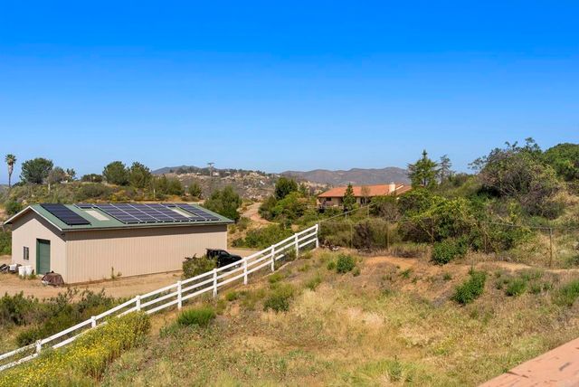 13658 Sage Mountain Lane, Jamul, CA 91935