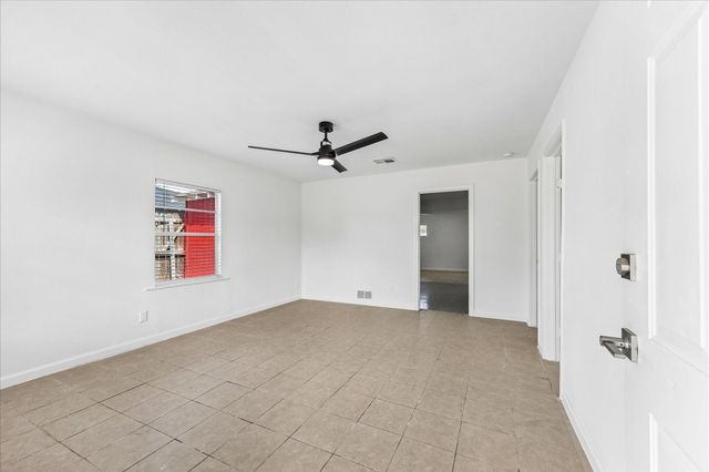 9713 Richcroft Street, Houston, TX 77029