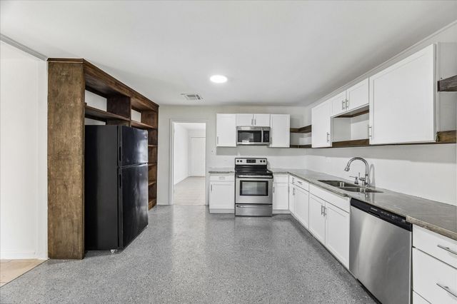 9713 Richcroft Street, Houston, TX 77029