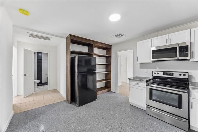 9713 Richcroft Street, Houston, TX 77029