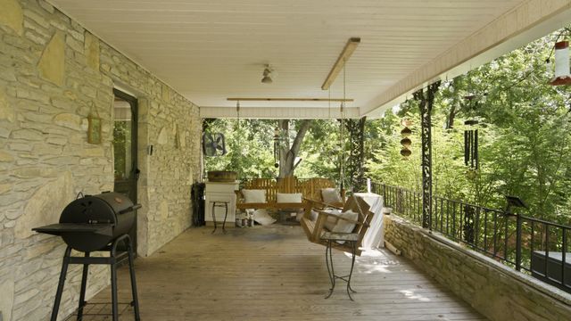 215 Wallace Dr, Fayetteville, TN 37334