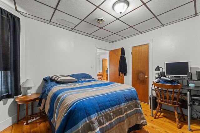 15 Steele St, Worcester, MA 01607