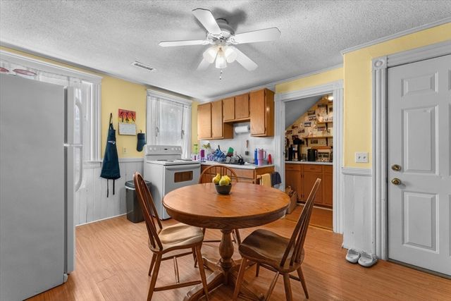 15 Steele St, Worcester, MA 01607