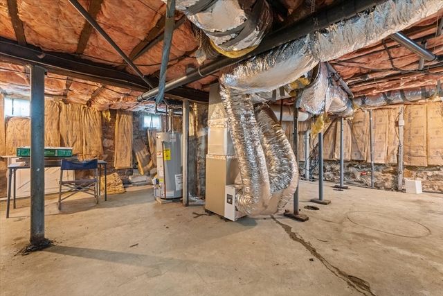 15 Steele St, Worcester, MA 01607