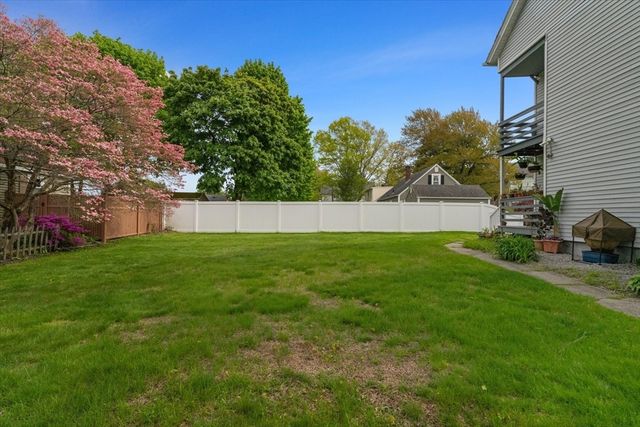 15 Steele St, Worcester, MA 01607