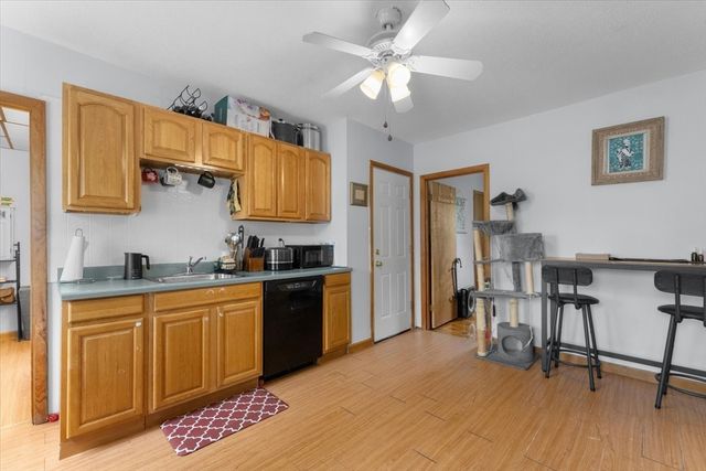 15 Steele St, Worcester, MA 01607