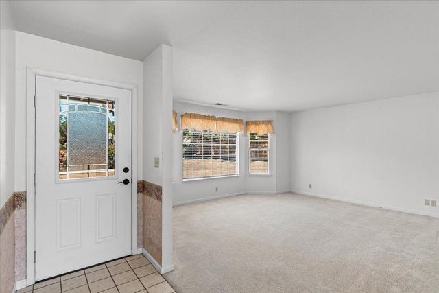 2108 Quail Ct, Valley Springs, CA 95252