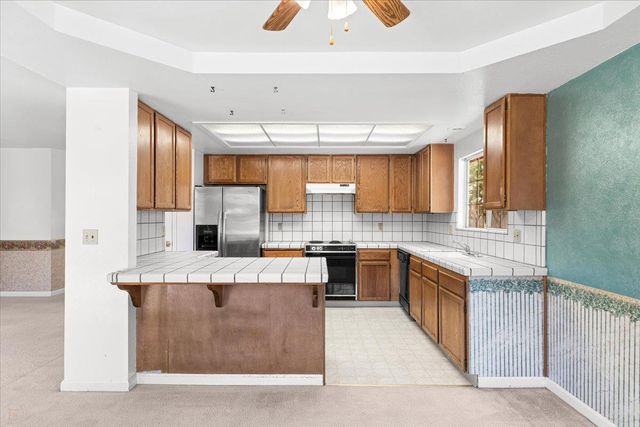 2108 Quail Ct, Valley Springs, CA 95252