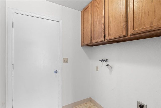 2108 Quail Ct, Valley Springs, CA 95252